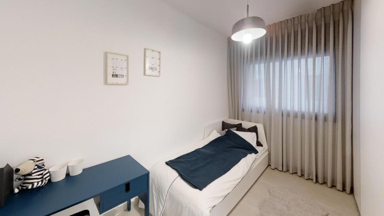 Luxury 3&4 Bedroom New Apartments - Close To The Beach & Bahai Gardens Haifa Luaran gambar